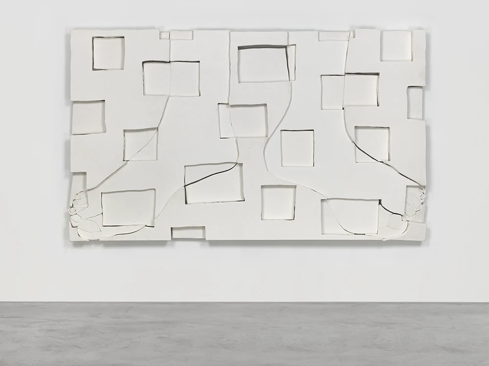 Wyatt Kahn, Weights, 2016